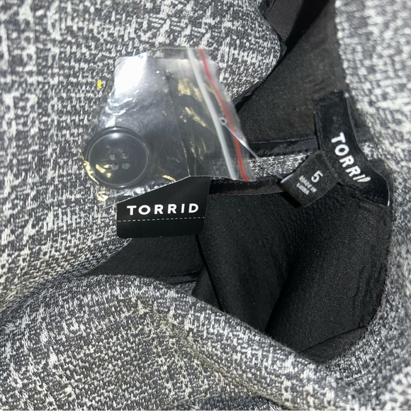 New Torrid Studio Double Knit Boyfriend Blazer heather gray size 5X 28 - Picture 5 of 5